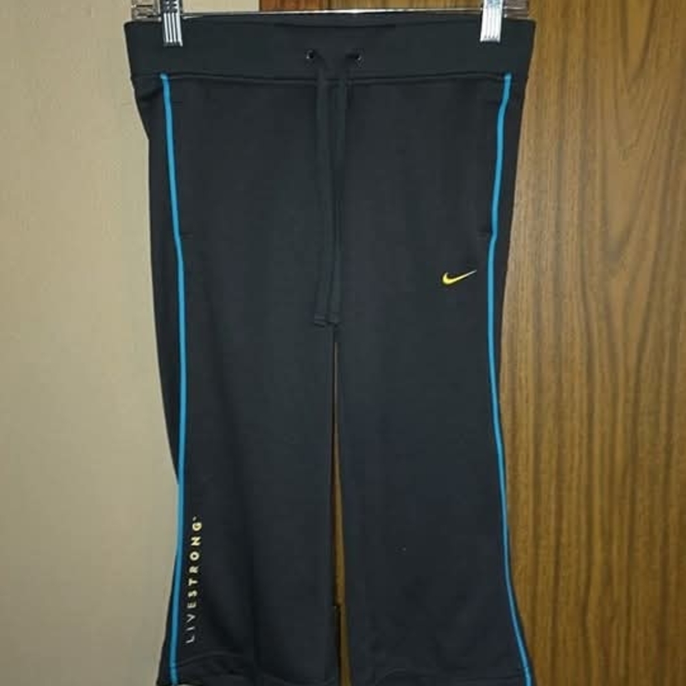 Nike Women's Cropped